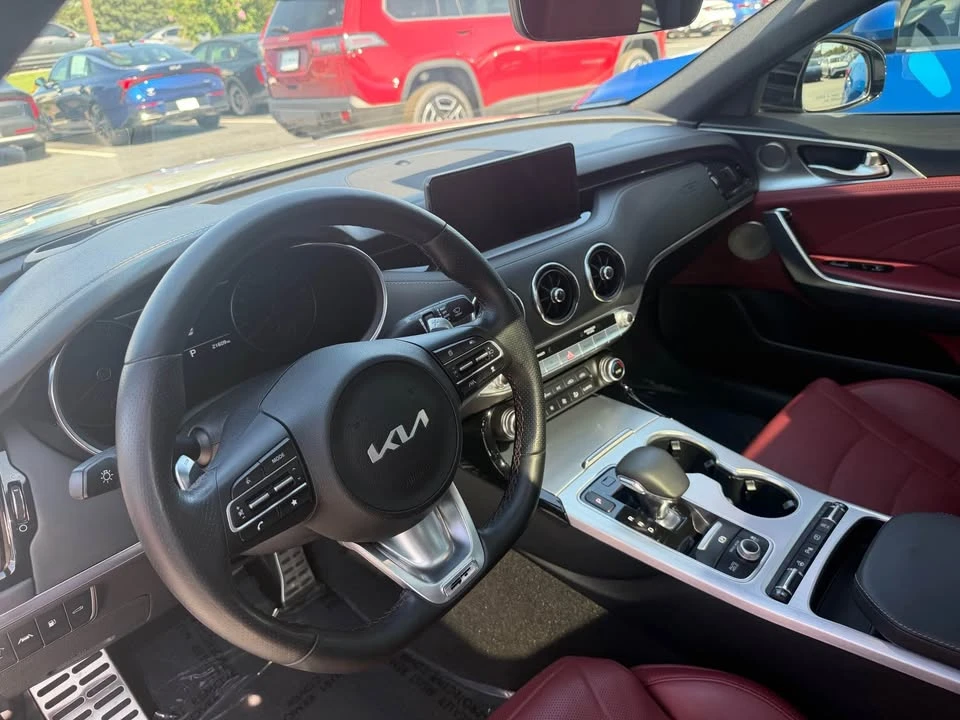 2023 Kia Stinger GT - Image 4 of 9