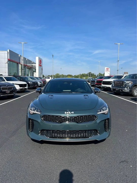 2023 Kia Stinger GT - Image 2 of 18