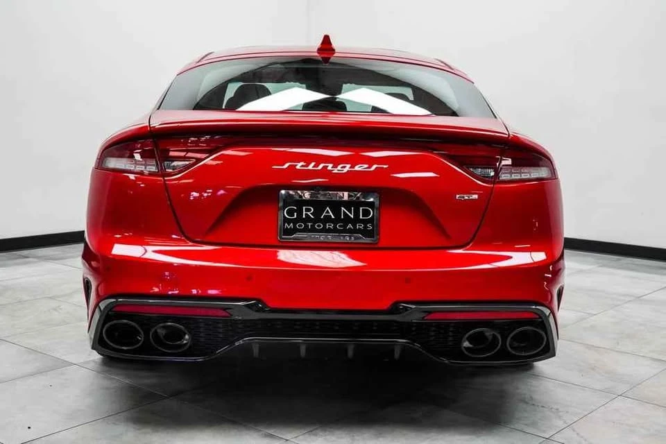 2023 Kia Stinger GT - Image 6 of 7