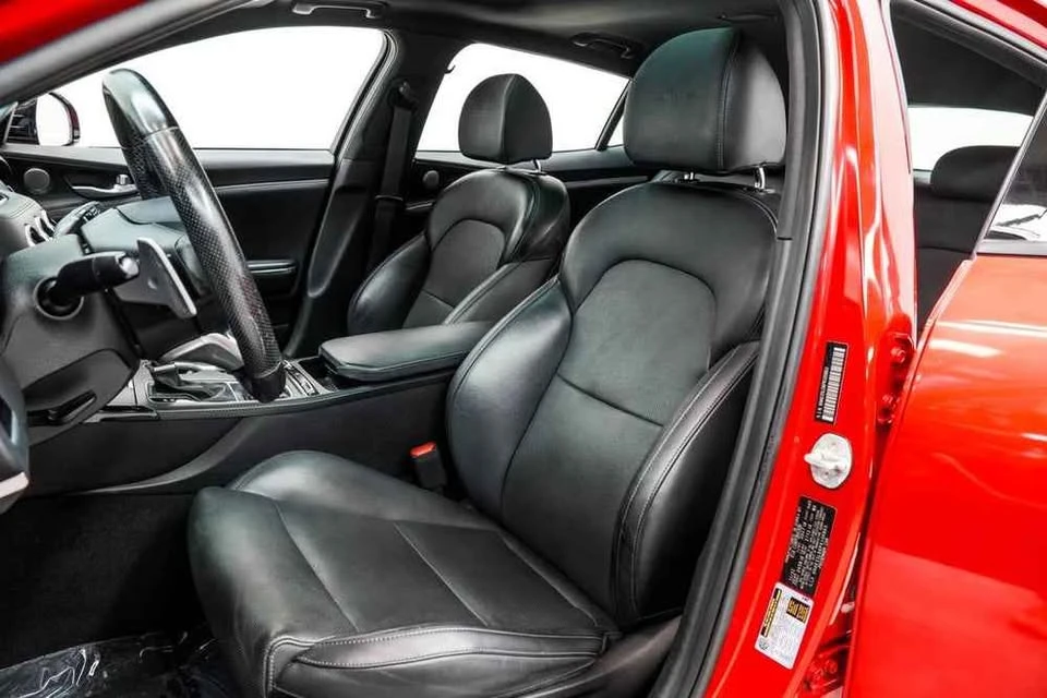 2023 Kia Stinger GT - Image 4 of 7