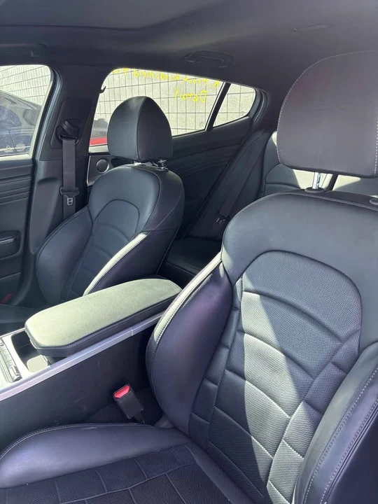 2023 Kia Stinger GT - Image 5 of 5