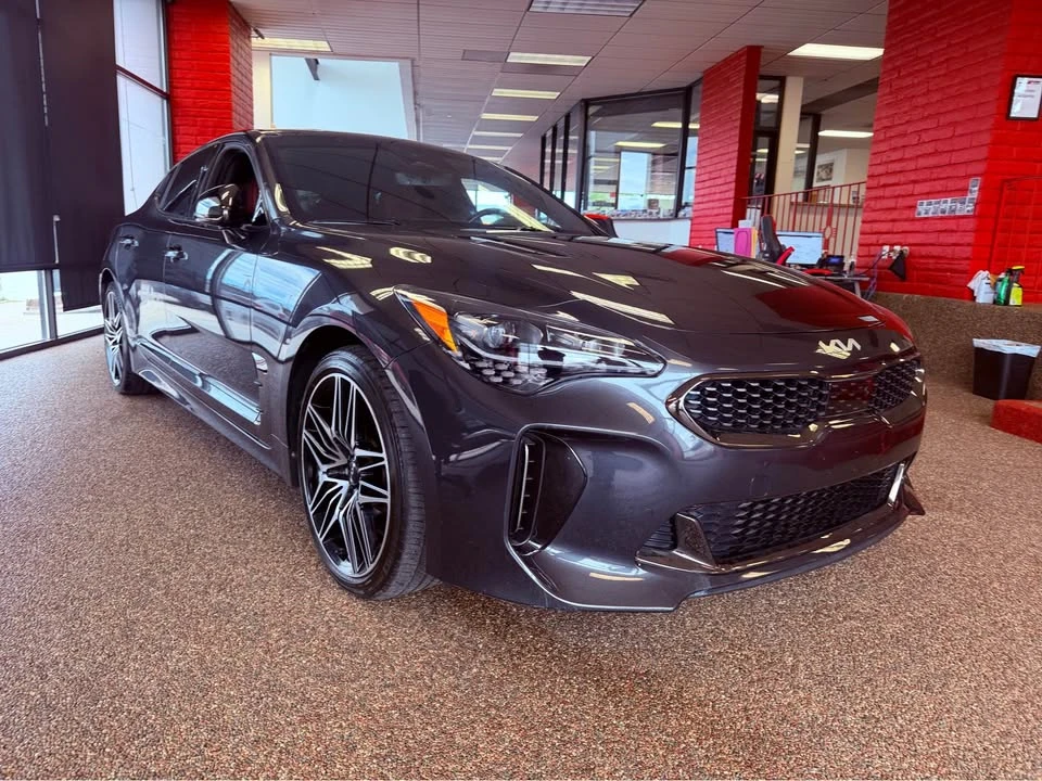 2023 Kia Stinger GT - Image 2 of 5