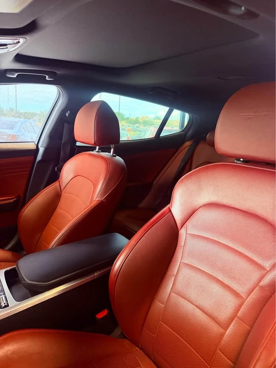 2023 Kia Stinger GT - Image 5 of 5