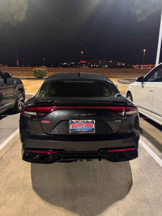 2023 Kia Stinger GT - Image 2 of 10