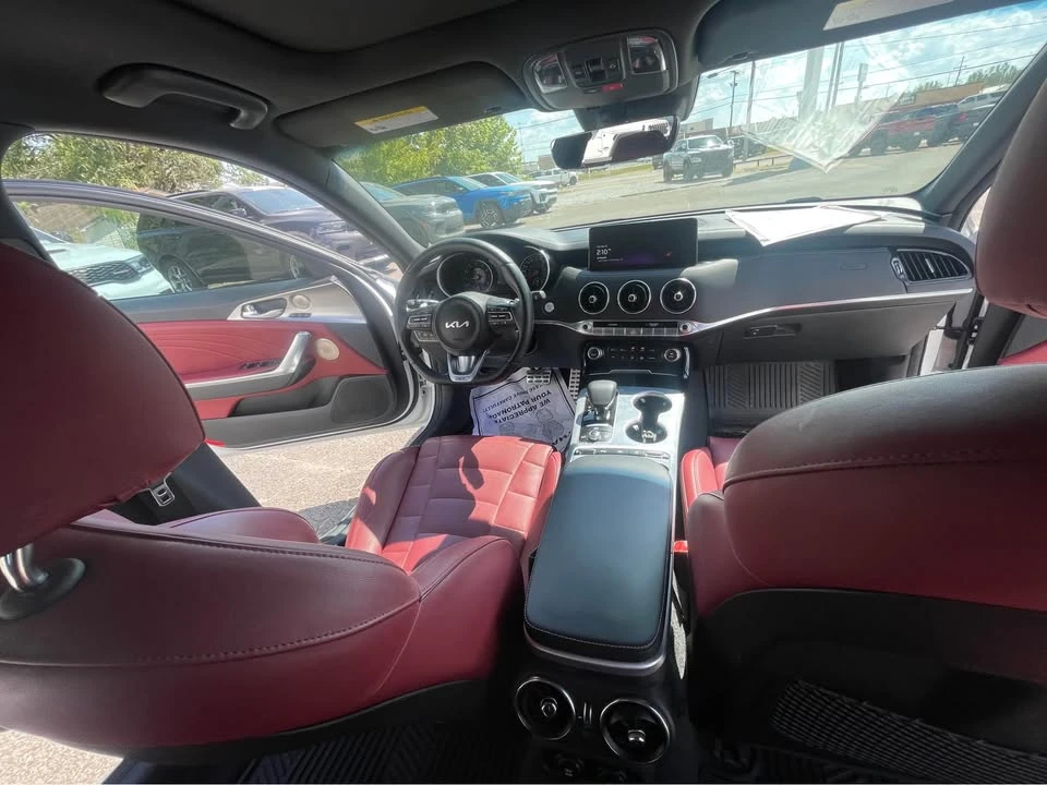 2023 Kia Stinger GT - Image 2 of 4