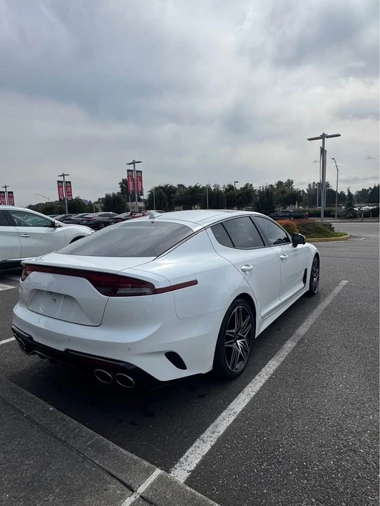 2023 Kia Stinger GT - Image 5 of 12