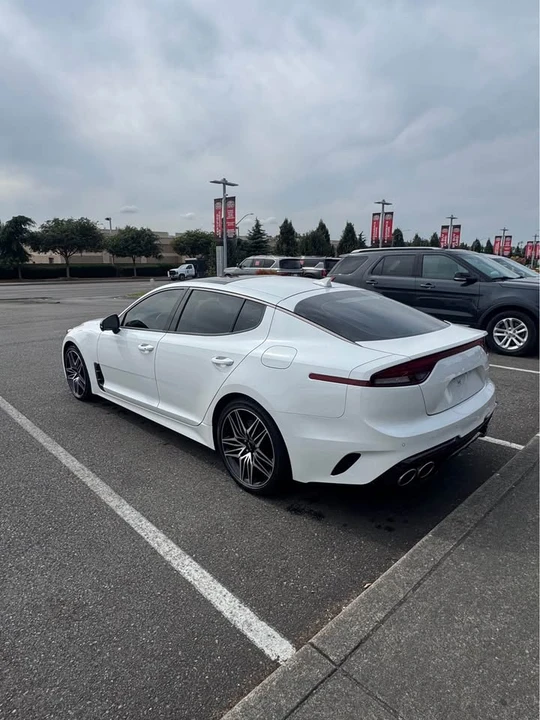 2023 Kia Stinger GT - Image 7 of 12
