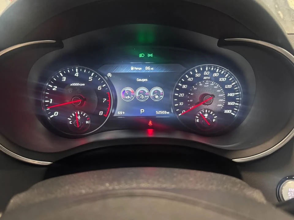 2023 Kia Stinger GT - Image 9 of 12