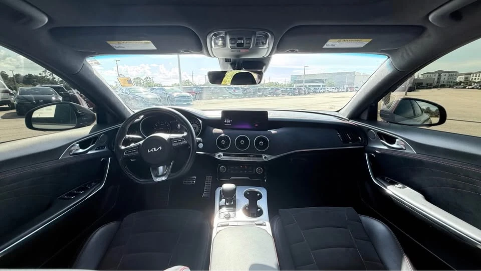 2023 Kia Stinger GT - Image 9 of 9