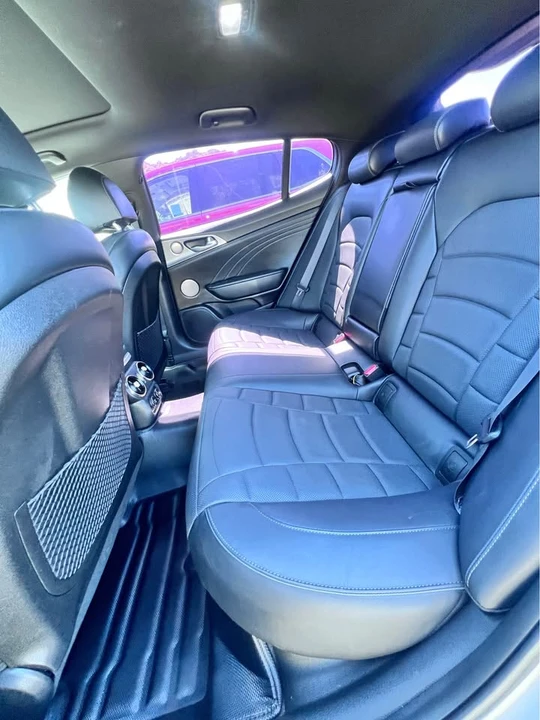 2023 Kia Stinger GT - Image 11 of 12
