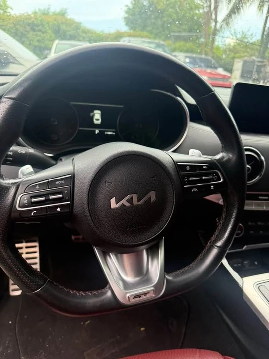 2023 Kia Stinger GT - Image 9 of 20