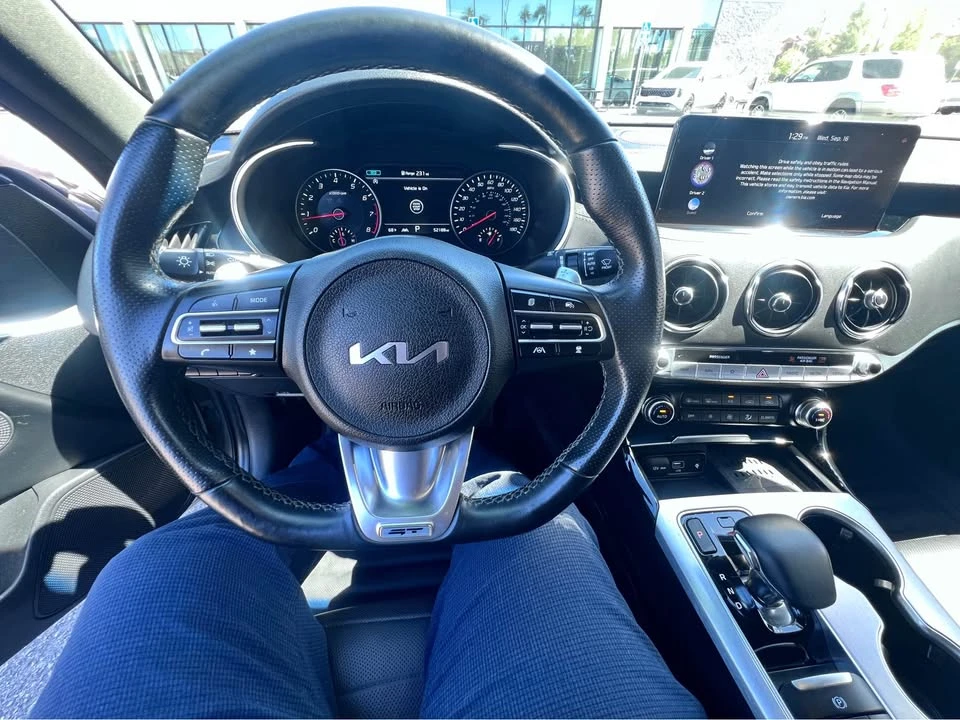 2023 Kia Stinger GT - Image 8 of 12
