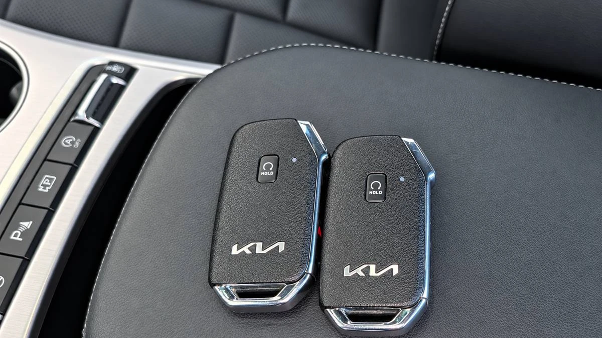 2023 Kia Stinger GT - Image 24 of 24