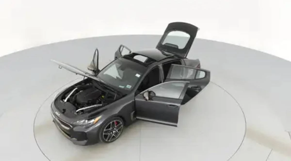 2023 Kia Stinger GT - Image 8 of 24