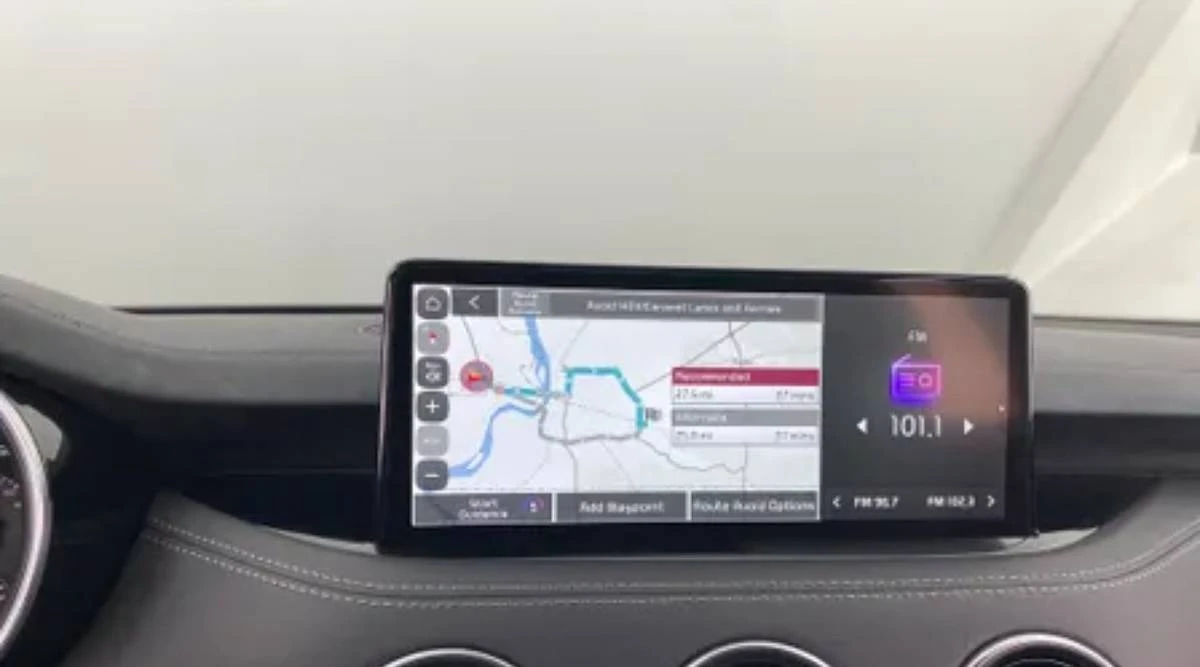 2023 Kia Stinger GT - Image 21 of 24