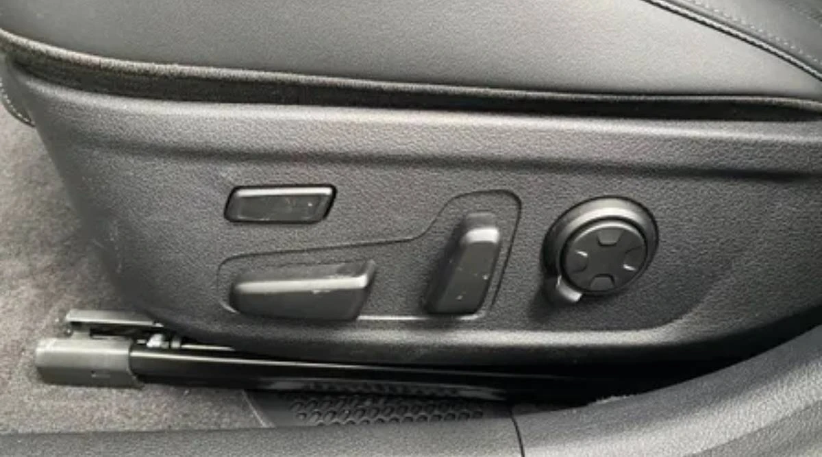 2023 Kia Stinger GT - Image 14 of 24