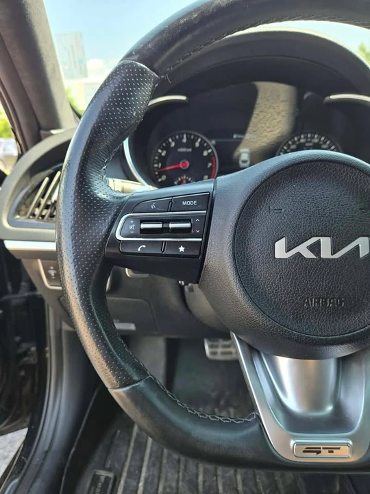 2023 Kia Stinger GT - Image 12 of 20
