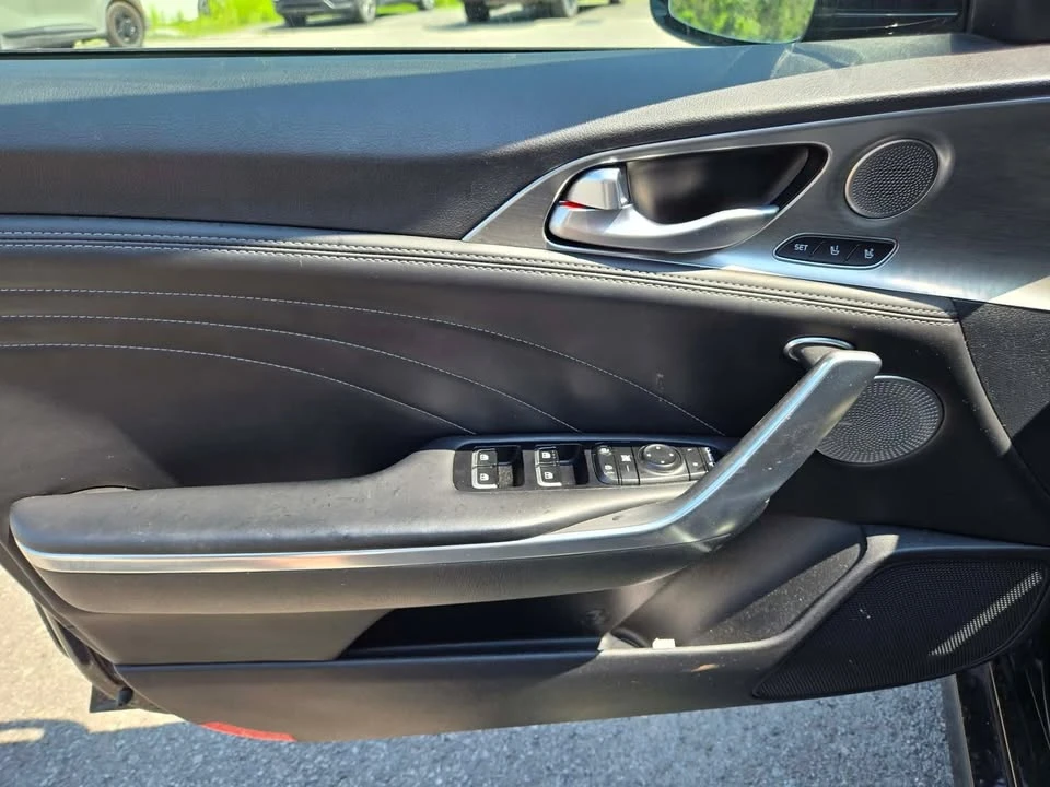 2023 Kia Stinger GT - Image 7 of 20