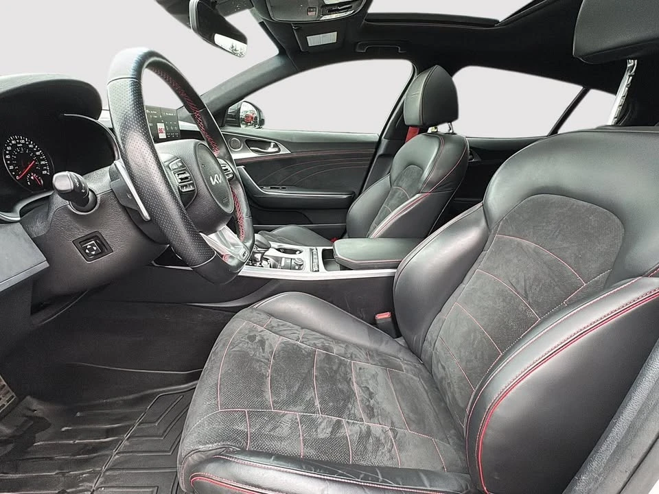 2023 Kia Stinger GT - Image 14 of 20