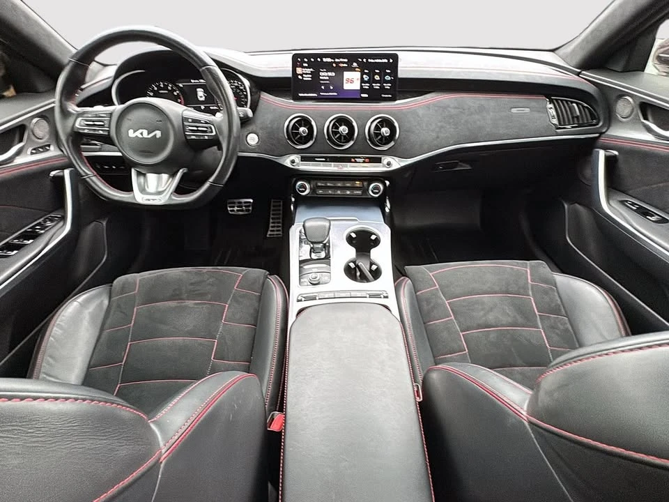 2023 Kia Stinger GT - Image 17 of 20