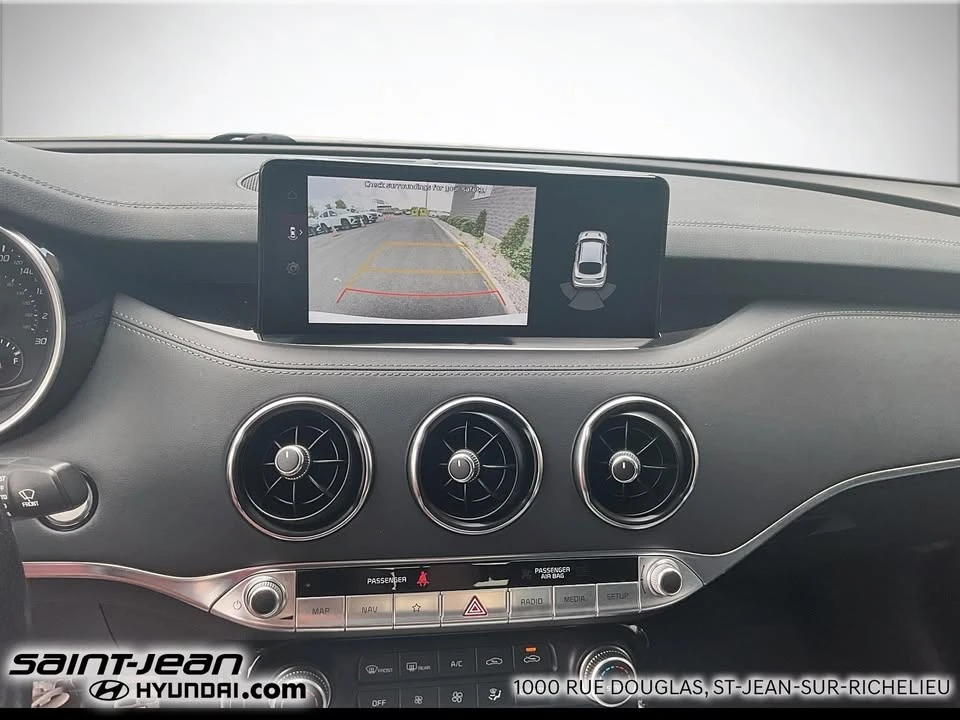 2023 Kia Stinger GT - Image 8 of 18