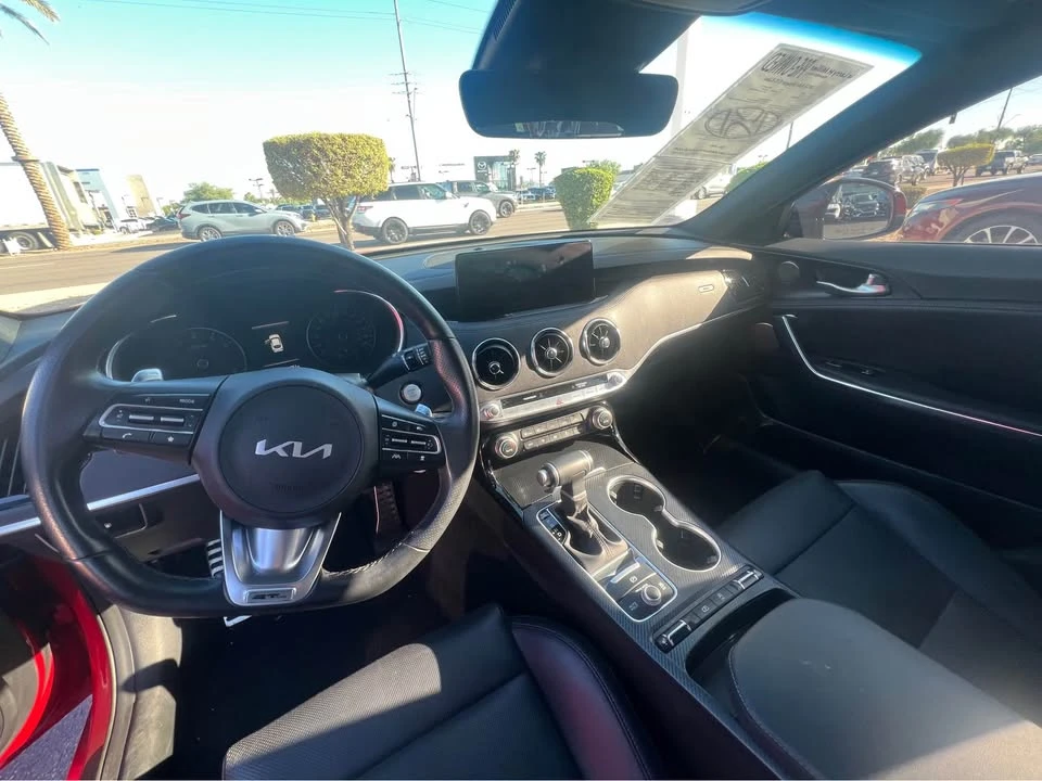 2023 Kia Stinger - Image 7 of 9