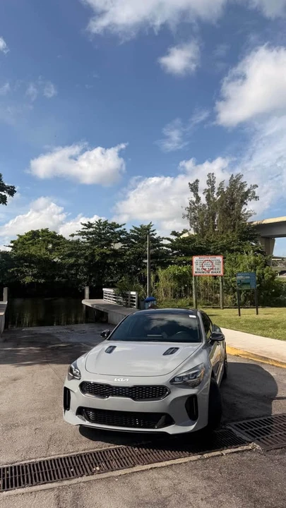 2023 Kia Stinger GT - Image 10 of 10