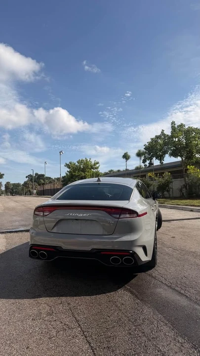 2023 Kia Stinger GT - Image 5 of 10