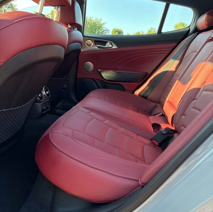 2023 Kia Stinger GT - Image 7 of 8