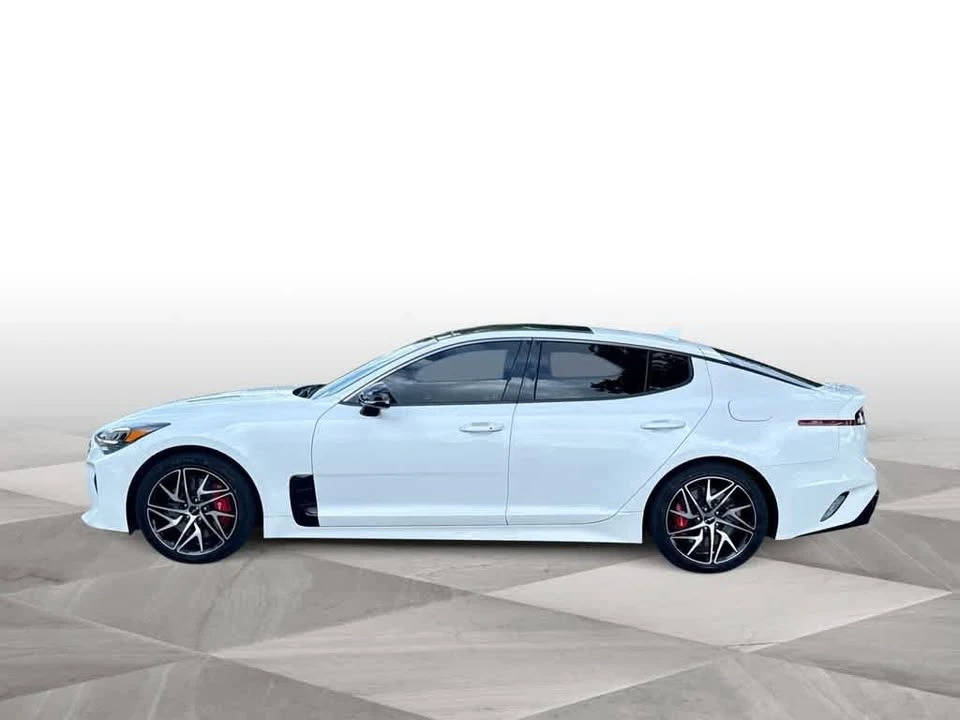 2023 Kia Stinger - Image 5 of 17