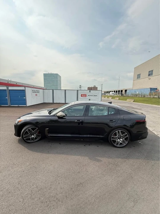 2023 Kia Stinger - Image 5 of 20