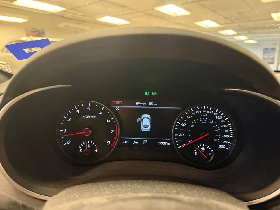 2023 Kia Stinger - Image 12 of 16