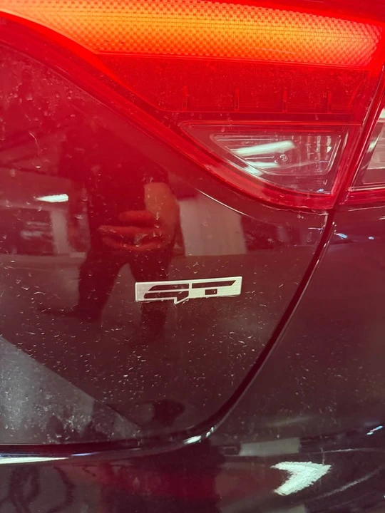 2023 Kia Stinger - Image 8 of 16