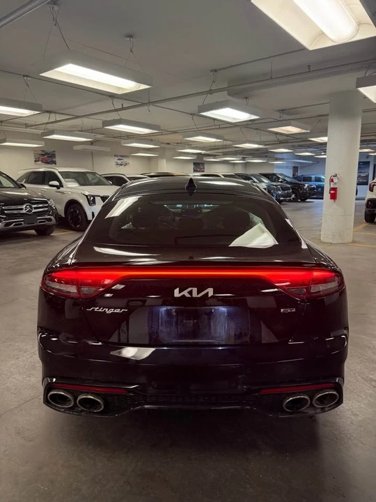 2023 Kia Stinger - Image 4 of 16