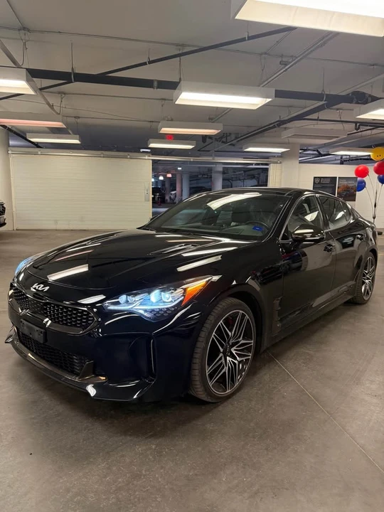 2023 Kia Stinger - Image 3 of 16