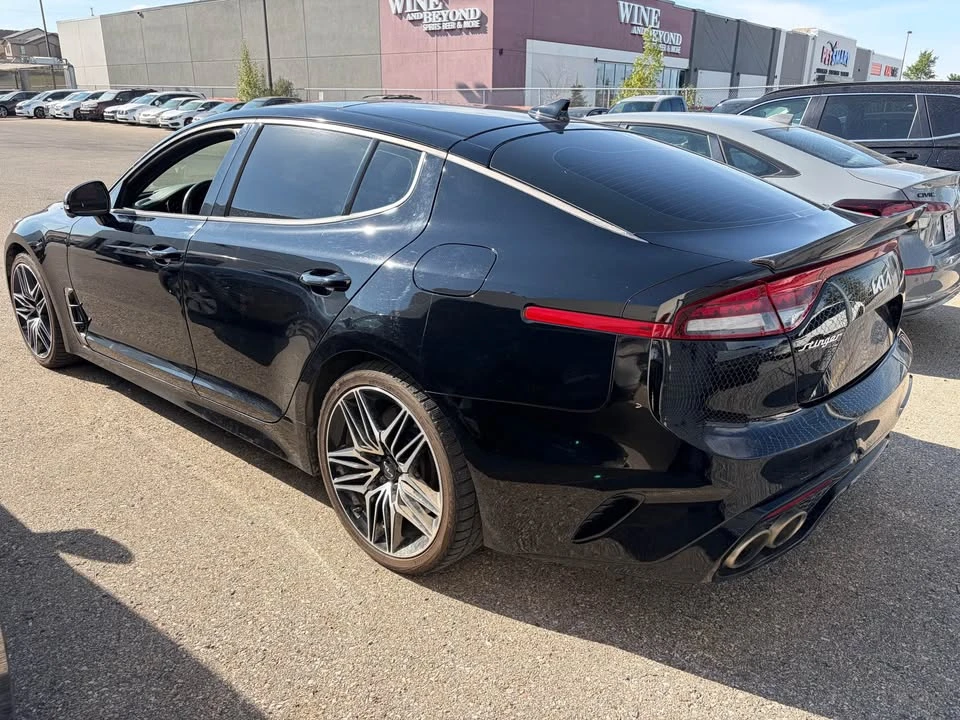 2023 Kia Stinger - Image 7 of 11