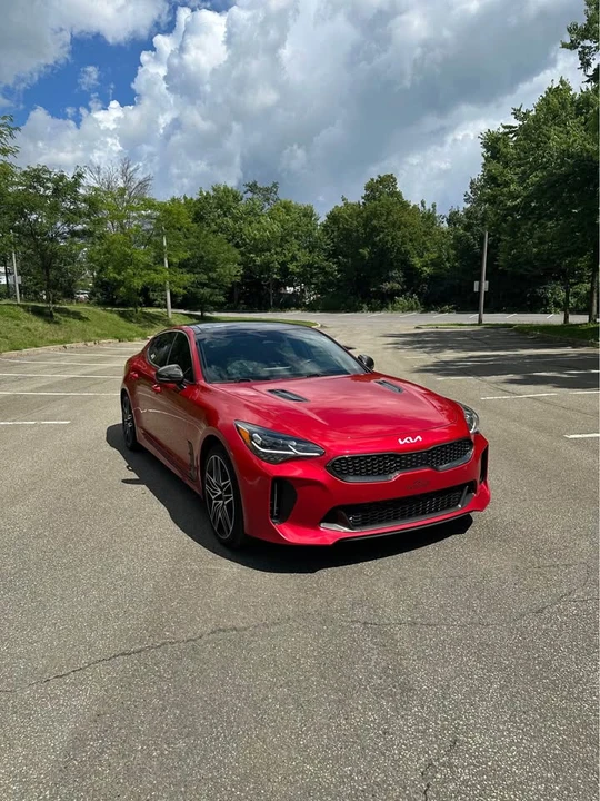 2023 Kia Stinger - Image 7 of 10