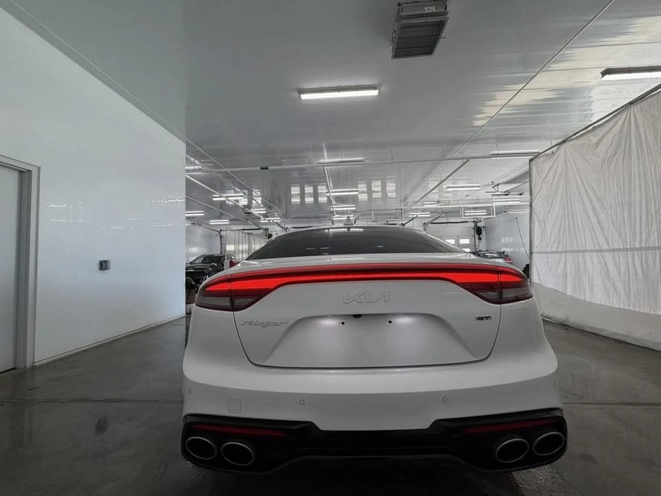 2023 Kia Stinger - Image 5 of 10