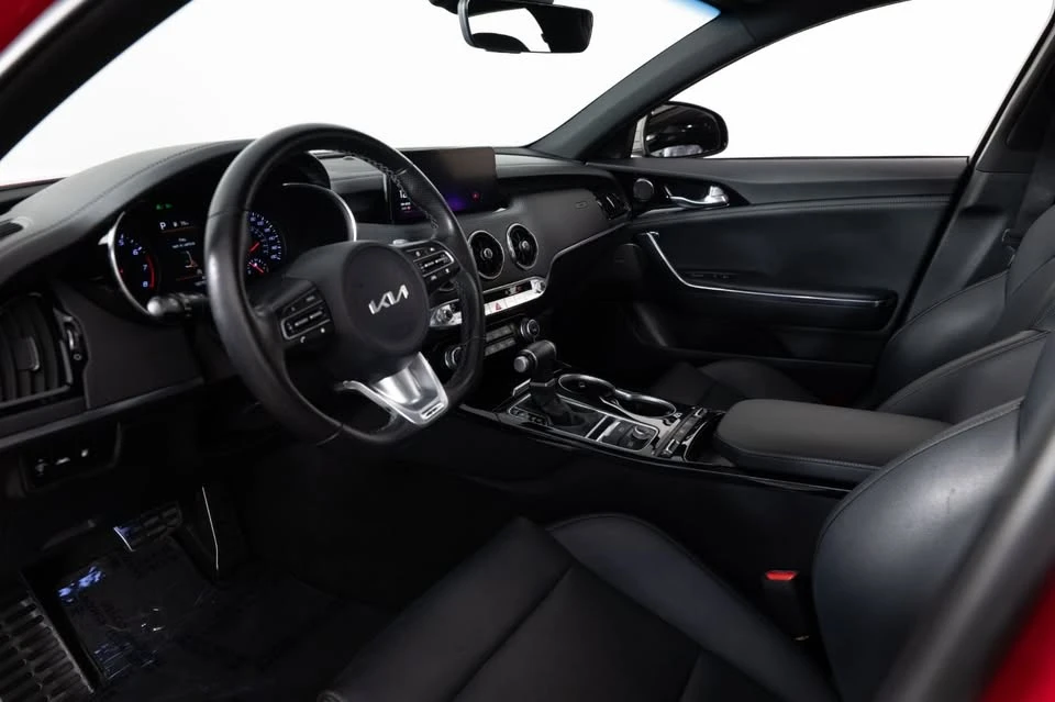 2023 Kia Stinger - Image 12 of 20