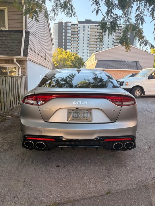 2023 Kia Stinger - Image 3 of 18