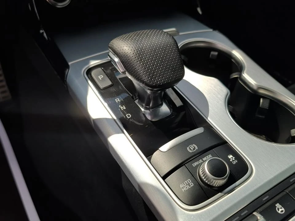 2023 Kia Stinger - Image 13 of 20