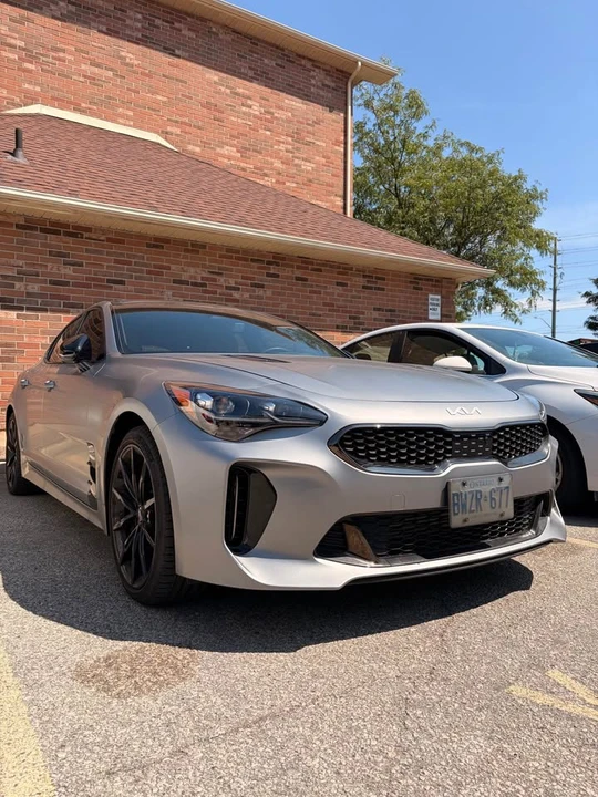 2023 Kia Stinger - Image 8 of 18