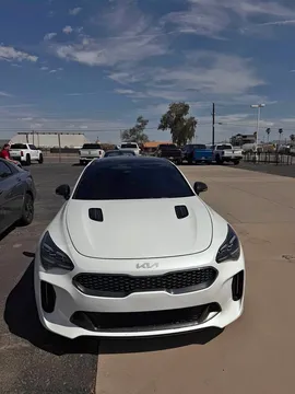 2023 Kia Stinger