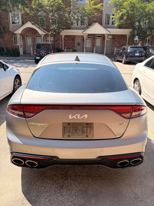 2023 Kia Stinger - Image 13 of 18