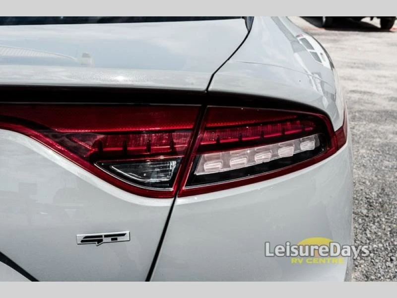 2023 Kia Stinger - Image 6 of 14