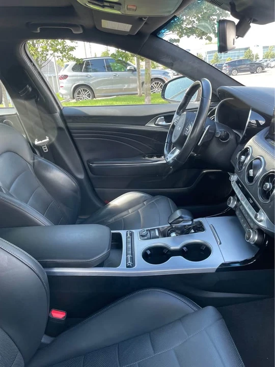 2023 Kia Stinger - Image 5 of 5