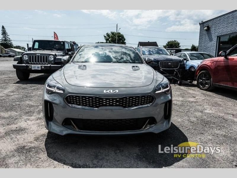 2023 Kia Stinger - Image 2 of 14