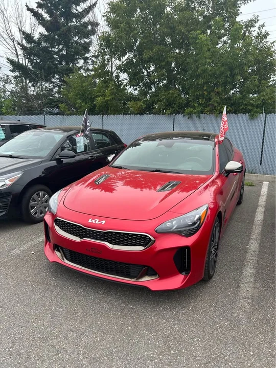 2023 Kia Stinger - Image 2 of 7