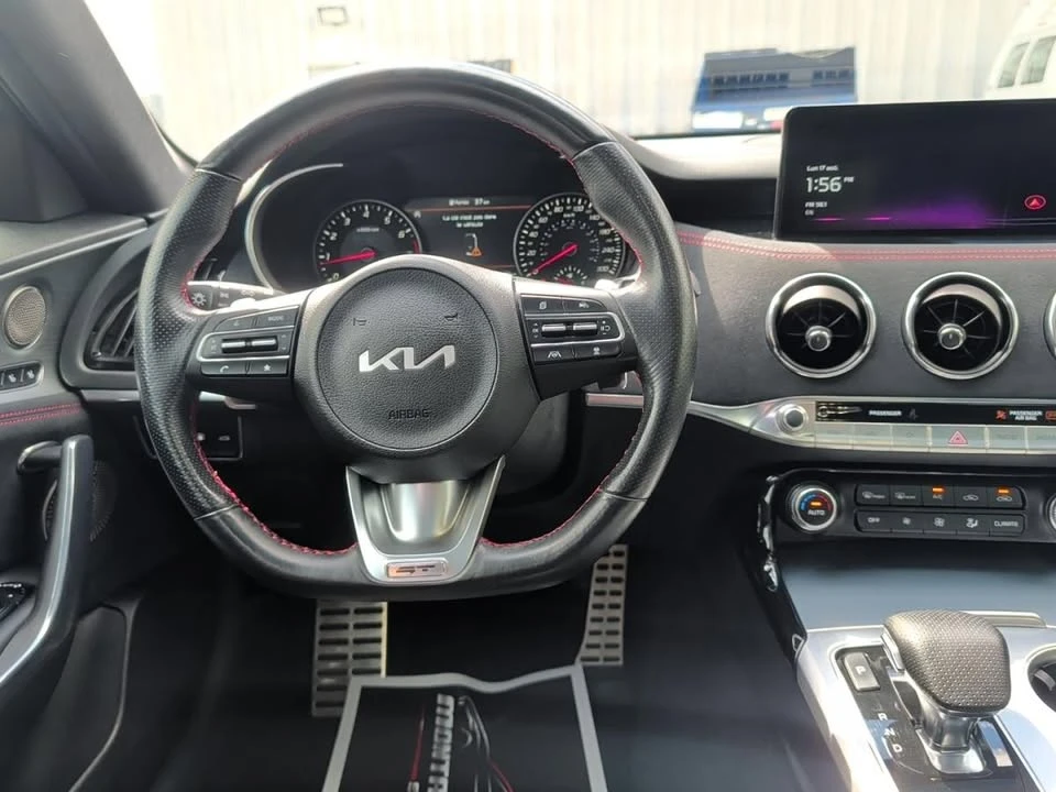 2023 Kia Stinger - Image 12 of 20