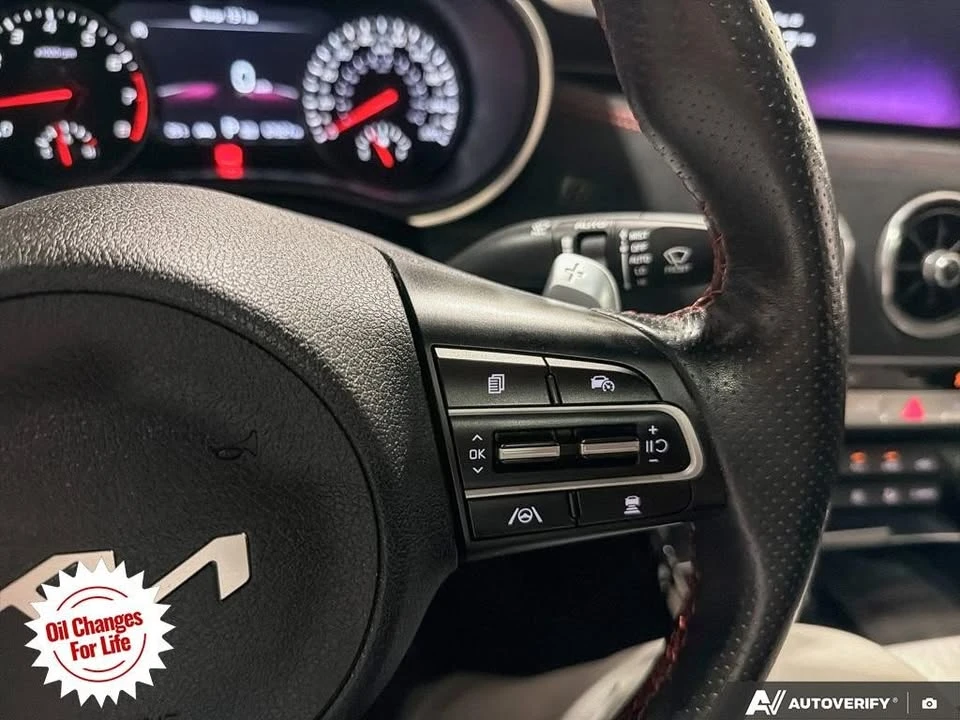2023 Kia Stinger - Image 14 of 20